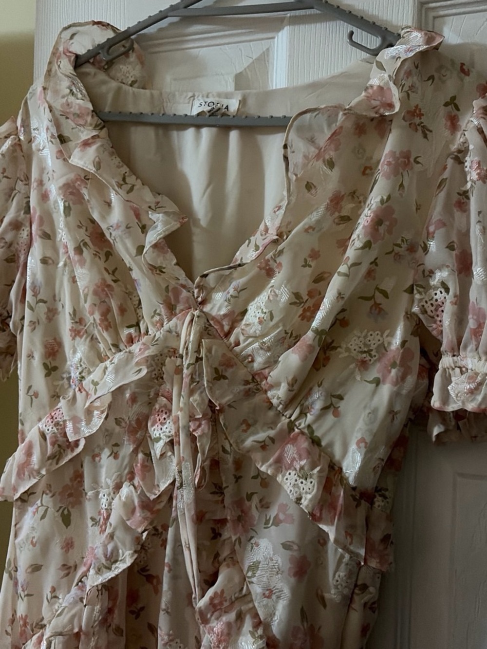 Storia Cream Floral Ruffle Tie-Front maxi dress with Pink Blooms